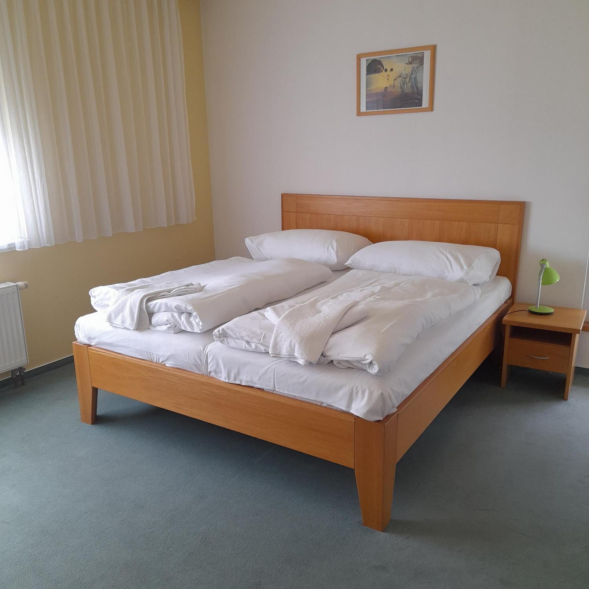Hotel Smaragd プラハ エクステリア 写真