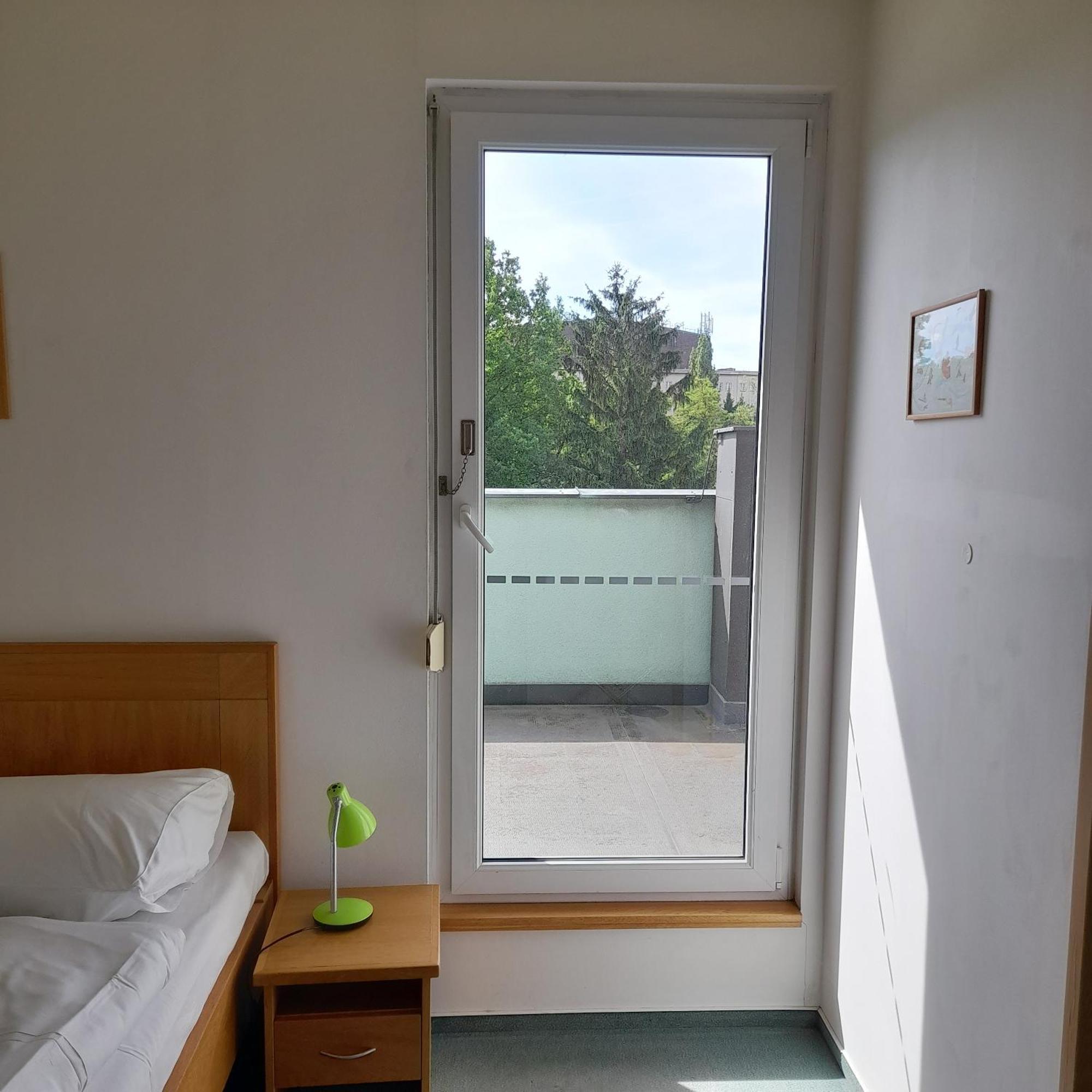 Hotel Smaragd プラハ エクステリア 写真